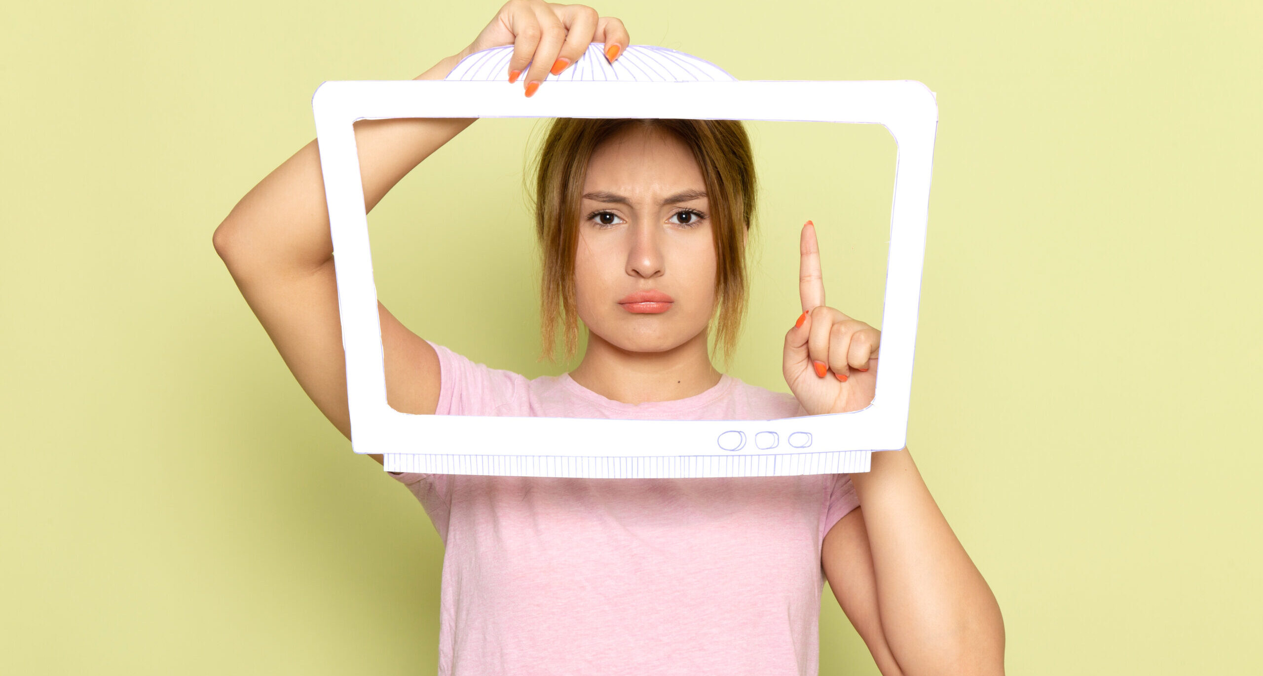 A girl posing social media